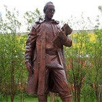 Памятник Н.Н. Урванцеву