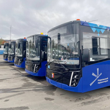 Норильск получил пять «Северобусов» по губернаторской программе «Новый автобус»