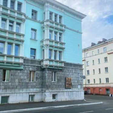 Фасад одной из «сталинок» в начале Ленинского проспекта украсит мемориальная доска