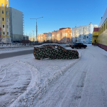 Водителей просят не оставлять транспорт на обочинах дорог и вблизи тротуара