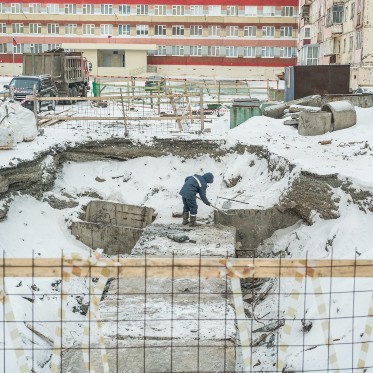 Из коллектора достали порядка десяти тонн мусора и ила