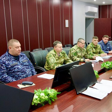 В Администрации прошла рабочая встреча с сотрудниками Росгвардии